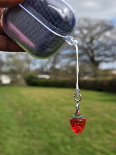 Scarlet Berry Charm